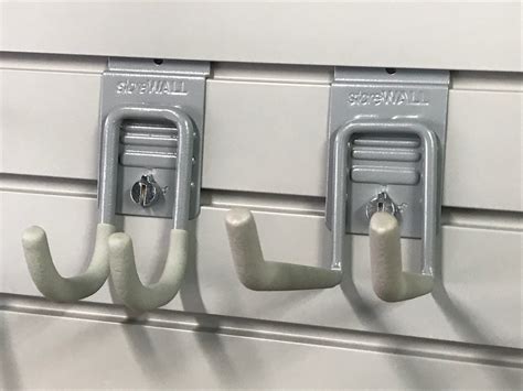 floor panel hook dan slot Array